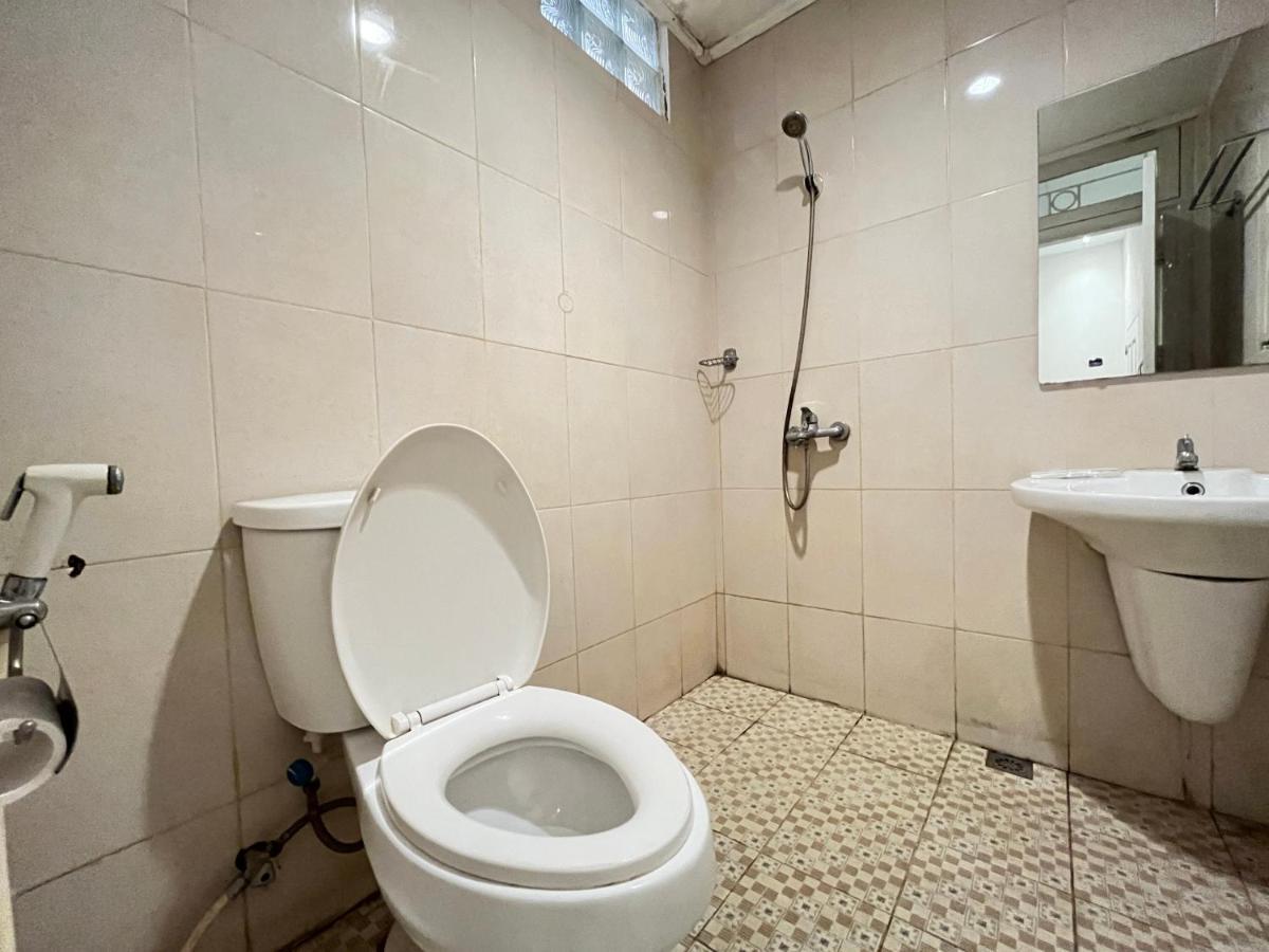 Reddoorz Near Kantor Walikota Manado Zewnętrze zdjęcie