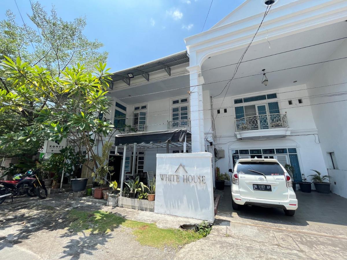 Reddoorz Near Kantor Walikota Manado Zewnętrze zdjęcie
