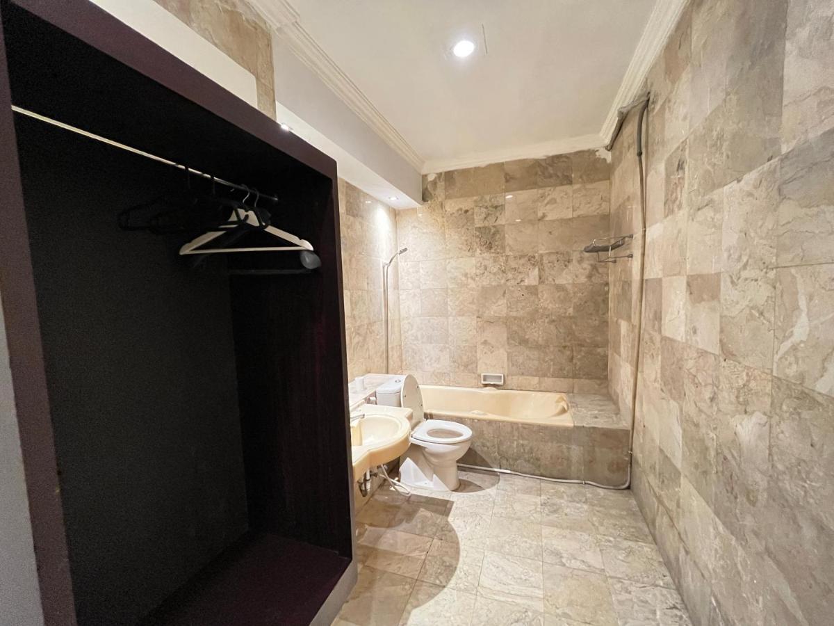 Reddoorz Near Kantor Walikota Manado Zewnętrze zdjęcie